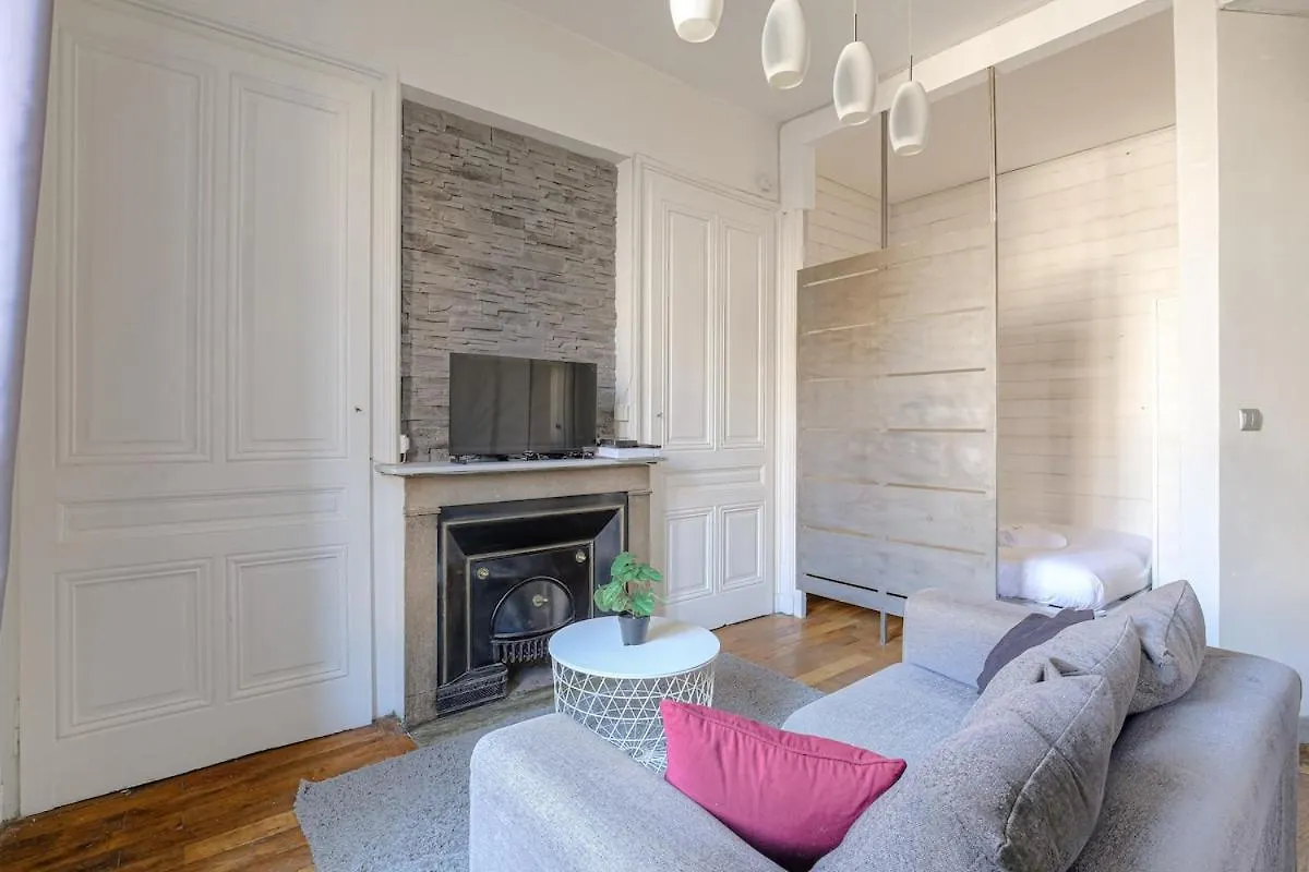 Apartment Joli Studio Fonctionnel, 2 Personnes, Charpennes Villeurbanne