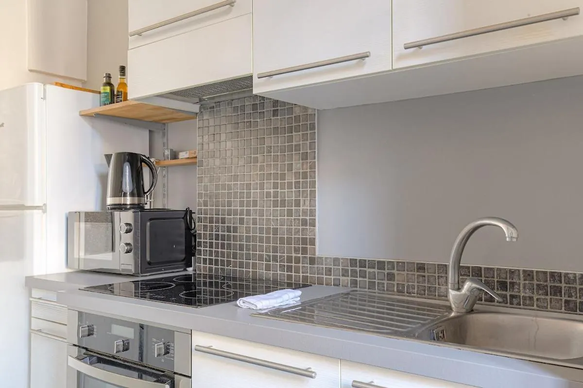 Joli Studio Fonctionnel, 2 Personnes, Charpennes Villeurbanne