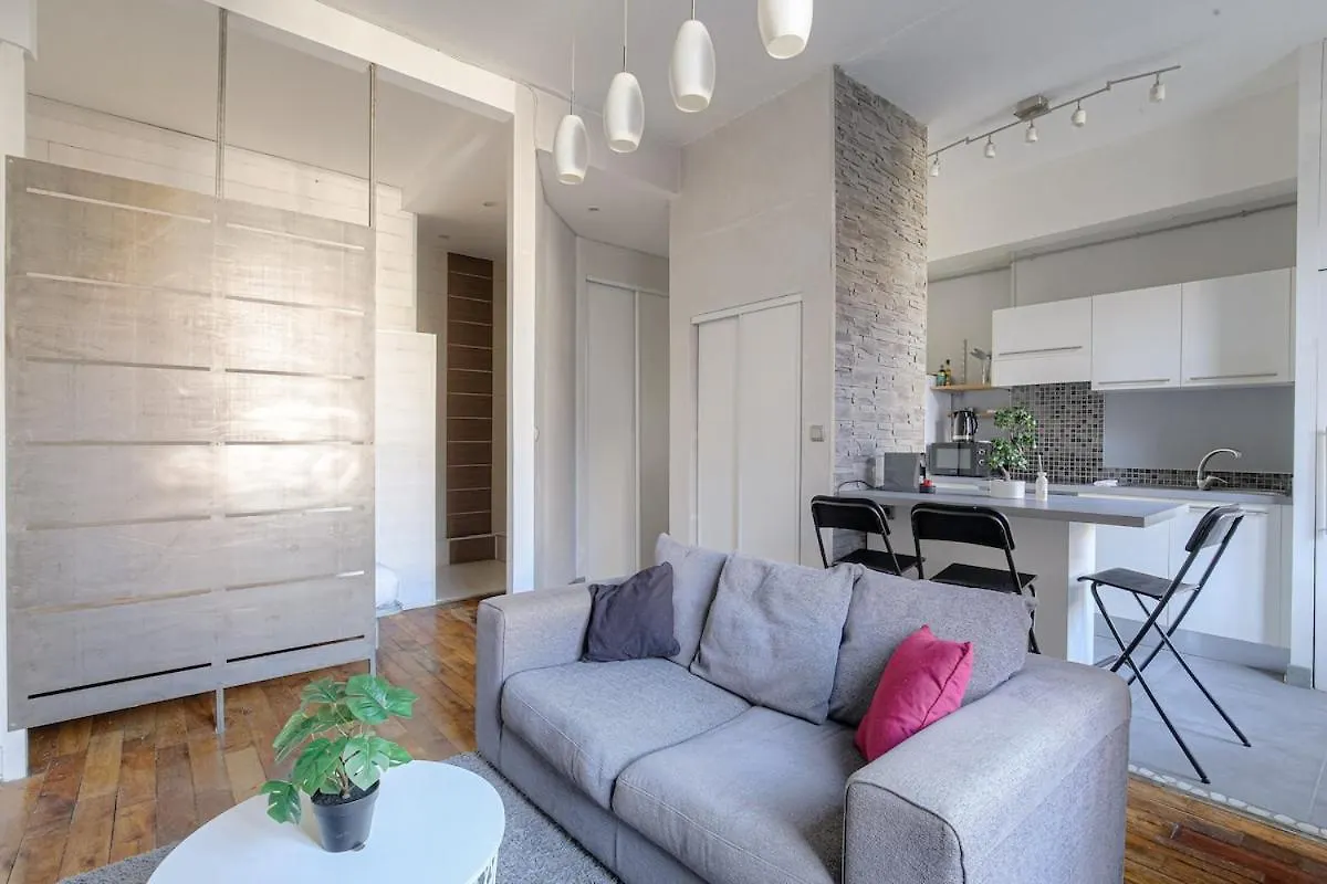 Apartment Joli Studio Fonctionnel, 2 Personnes, Charpennes Villeurbanne France